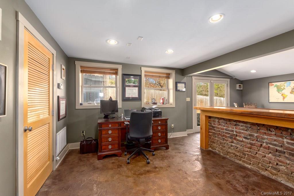 26 Fenner Avenue Asheville NC 28804