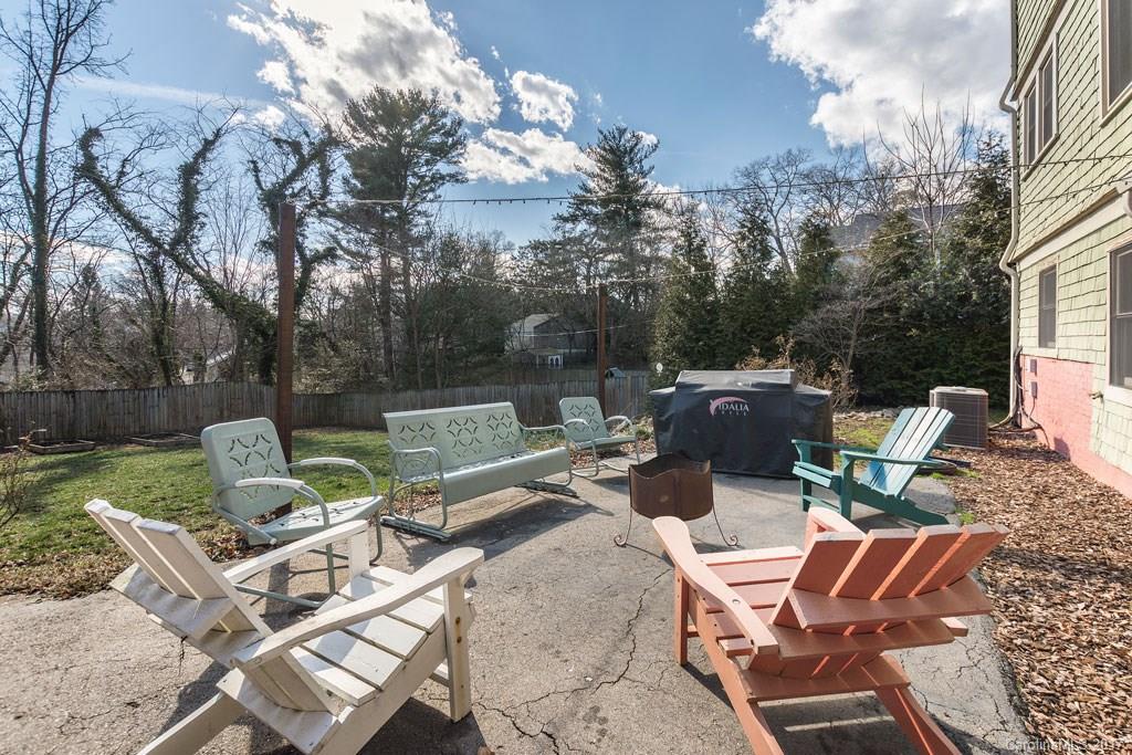 26 Fenner Avenue Asheville NC 28804