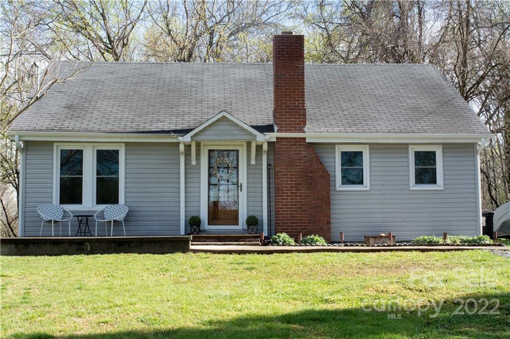 106 Spainhour Street Morganton NC 28655