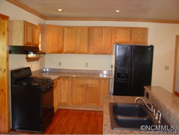 821 Charlie Brown Road Burnsville NC 28714