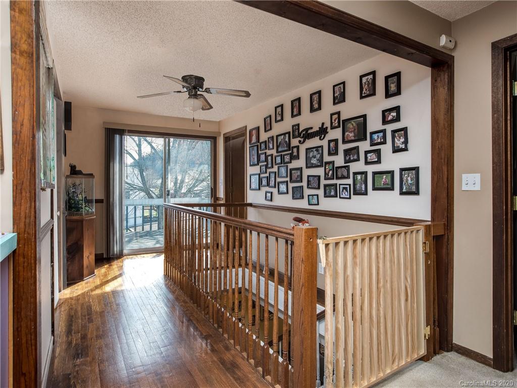 52 Bald Creek School Road Burnsville NC 28714