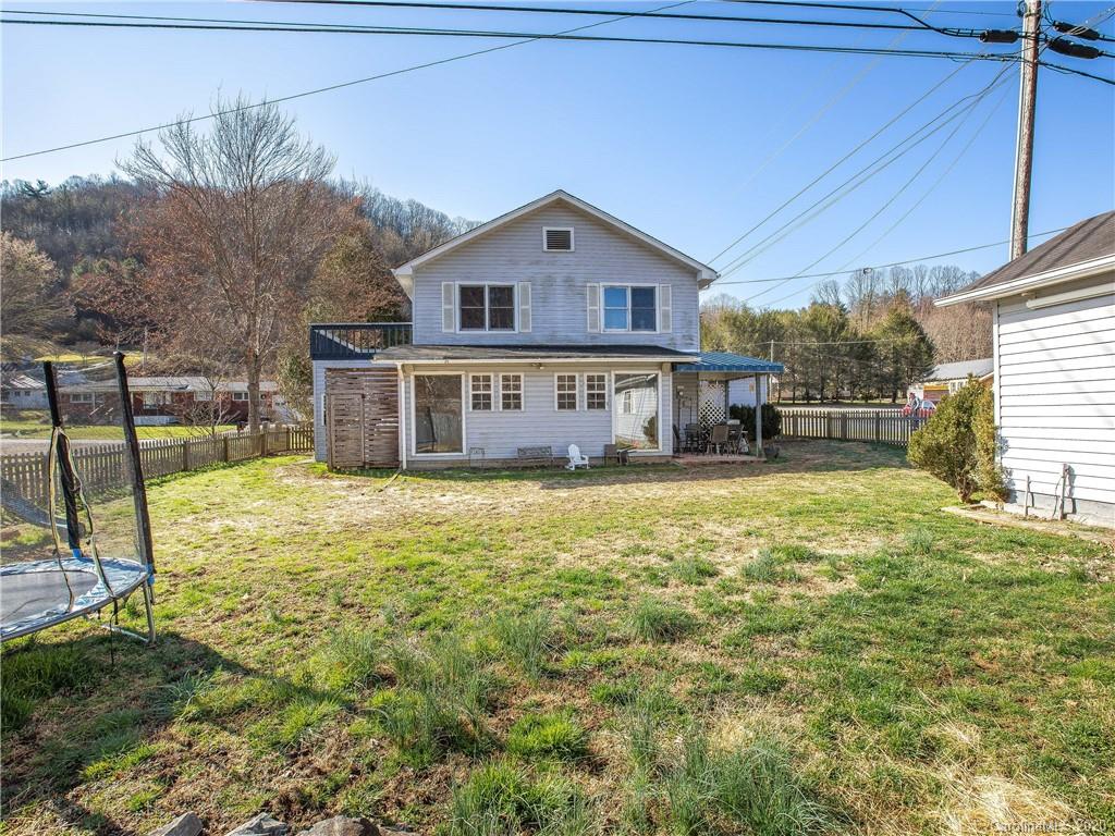 52 Bald Creek School Road Burnsville NC 28714