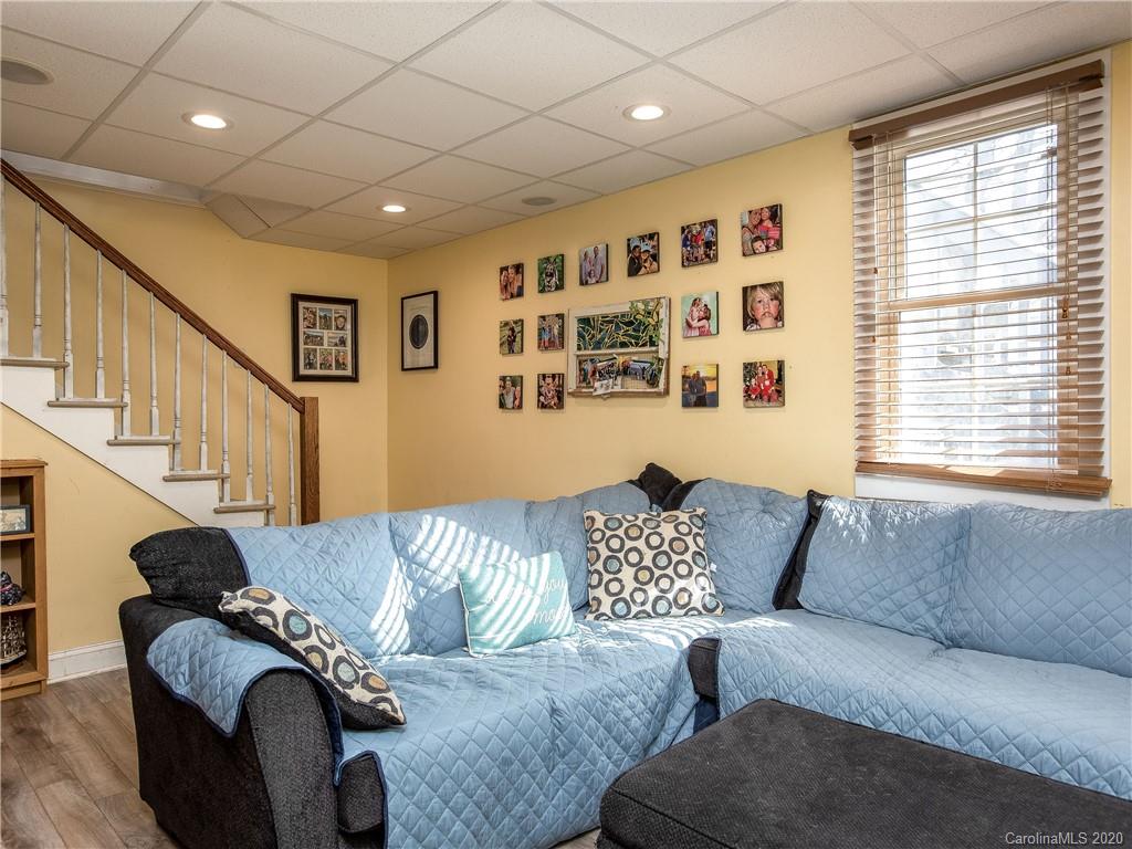 52 Bald Creek School Road Burnsville NC 28714