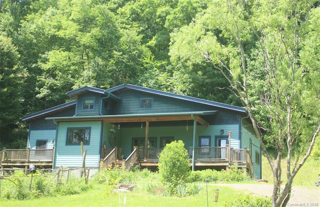387 Willett Drive Hot Springs NC 28743