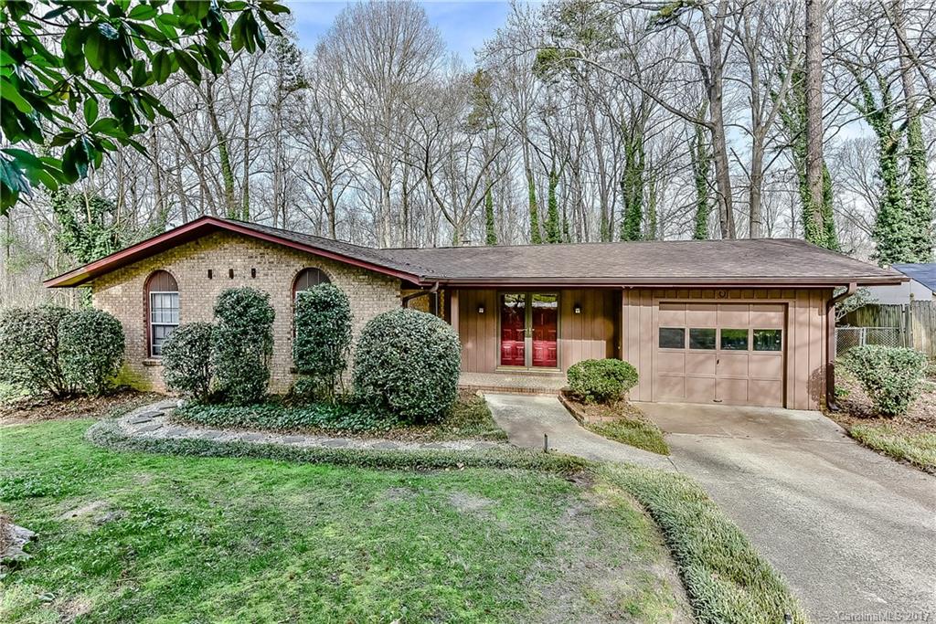 1811 Tartan Court Charlotte NC 28212