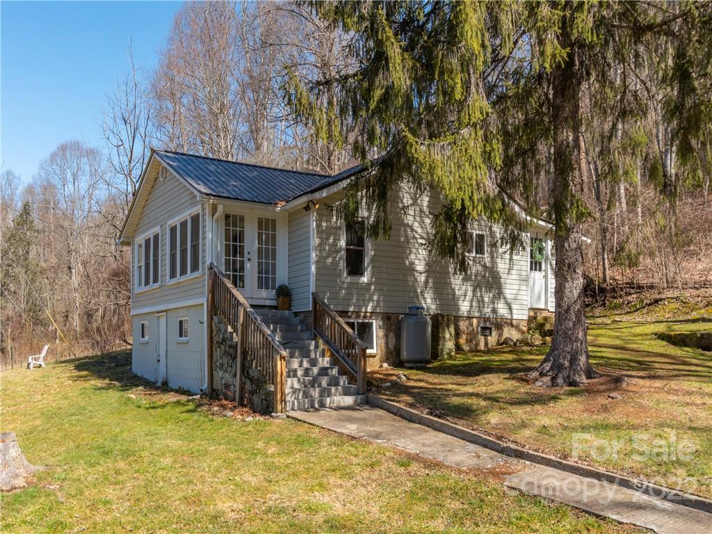 87 Pinto Trail Sylva NC 28779