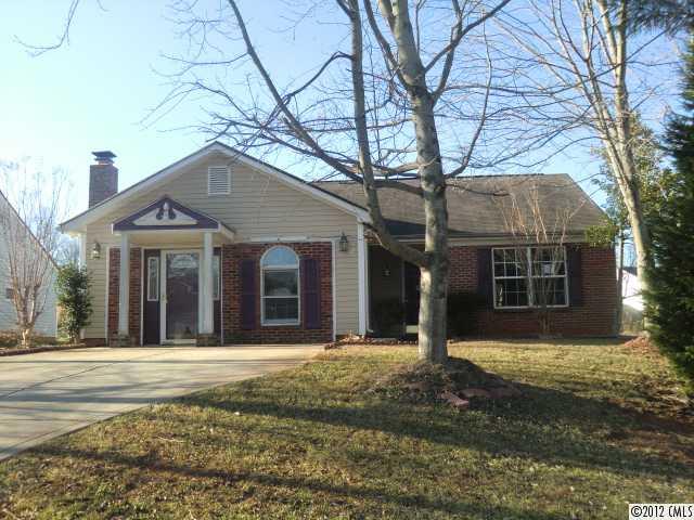 2437 Fabyan Lane Charlotte NC 28262