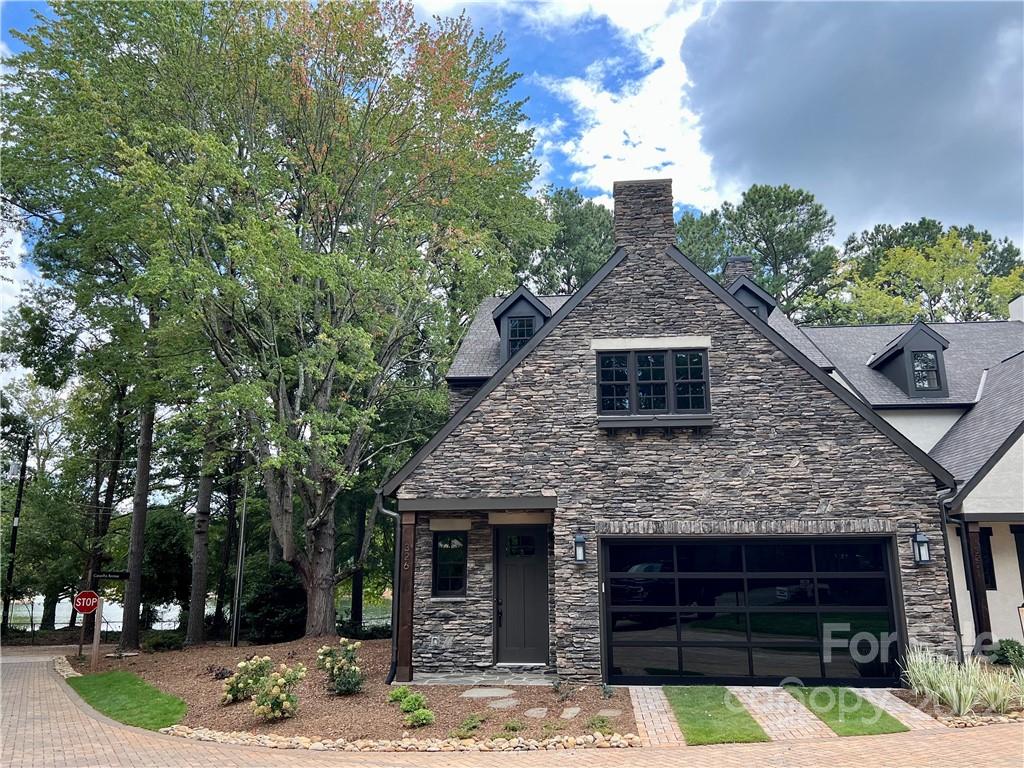 326 Ambleside Village Lane Davidson NC 28036