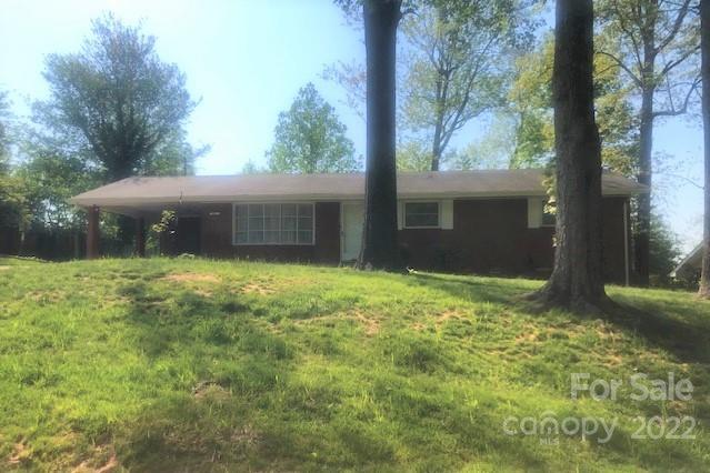 1963 13th Street NE Hickory NC 28601