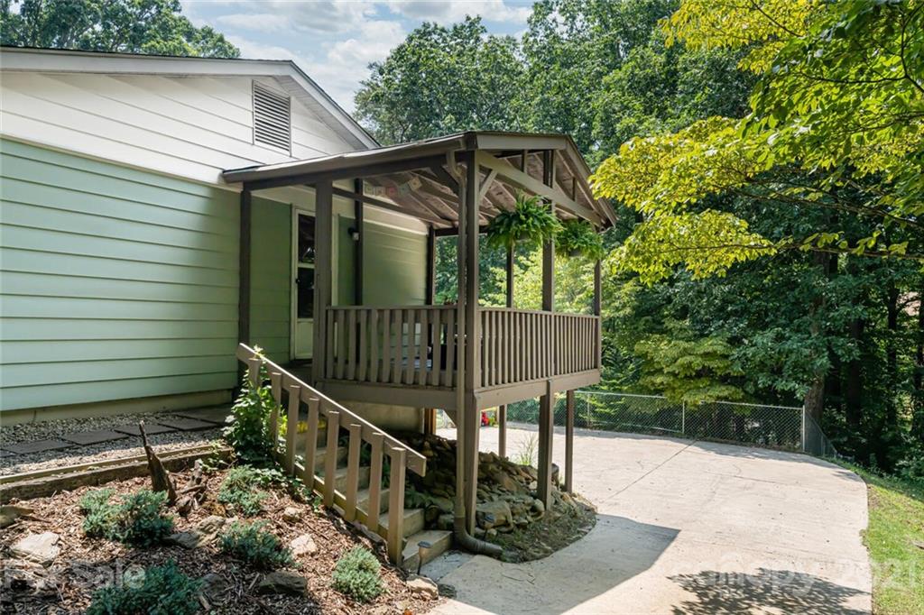 10 Brookshire Street Extension Asheville NC 28803