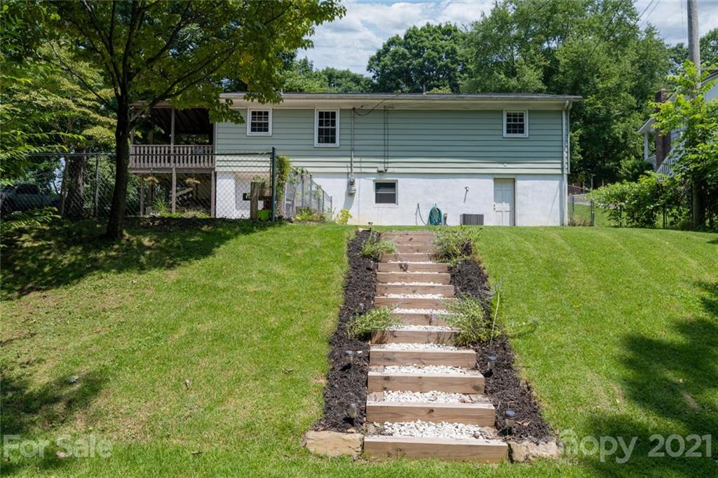 10 Brookshire Street Extension Asheville NC 28803