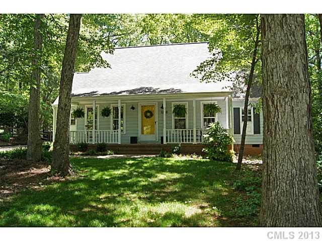1208 Falkenburg Court Matthews NC 28105