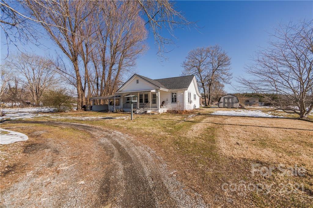 3552 Wilson Road Pisgah Forest NC 28768