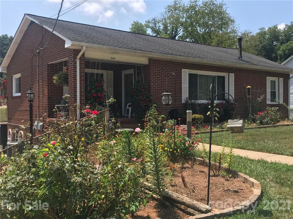 209 Park Street Morganton NC 28655
