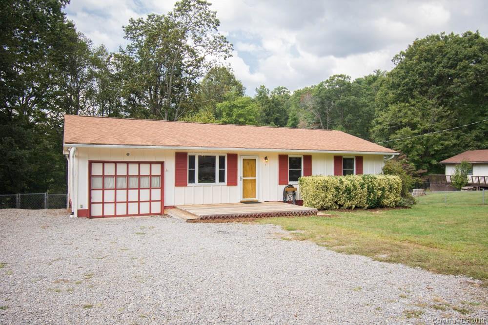 9 Eastridge Court Fairview NC 28730