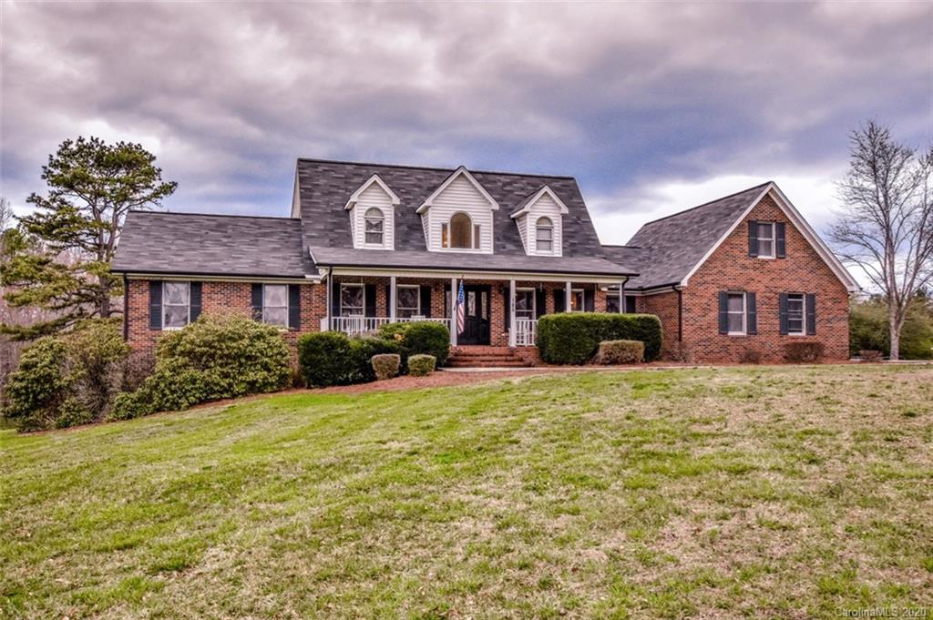 185 Spring Meadows Lane Statesville NC 28677