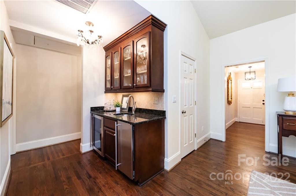 1236 Chandler Place Charlotte NC 28211