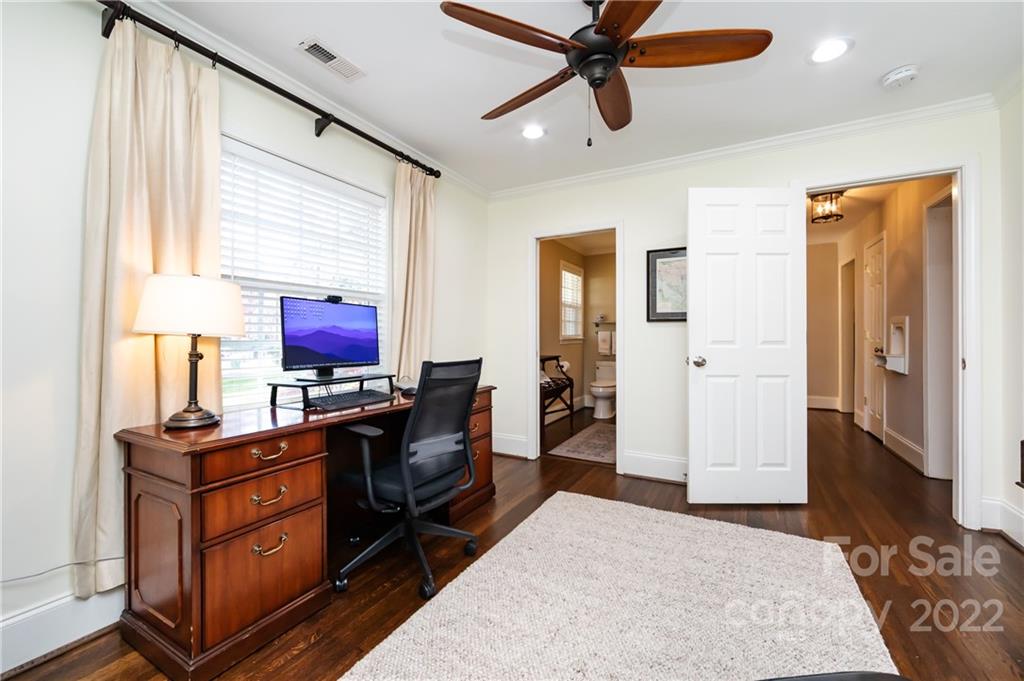 1236 Chandler Place Charlotte NC 28211