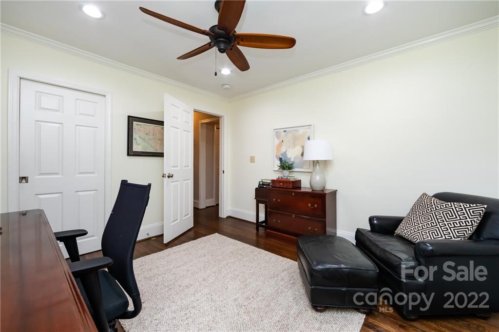 1236 Chandler Place Charlotte NC 28211