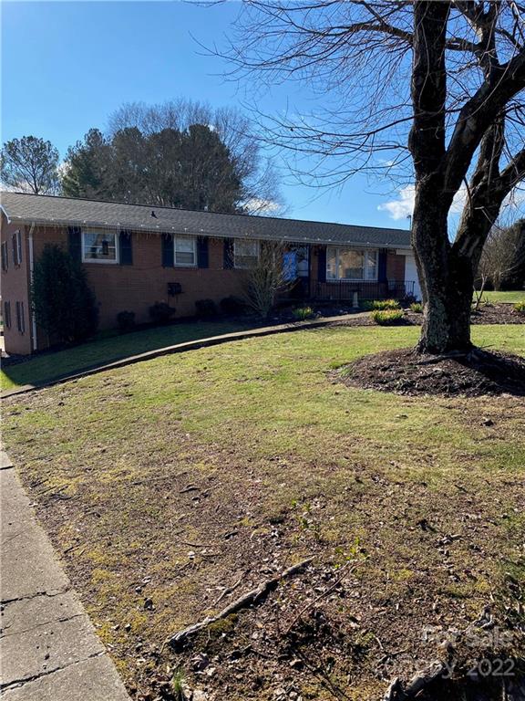 2410 23rd Avenue Place NE Hickory NC 28601