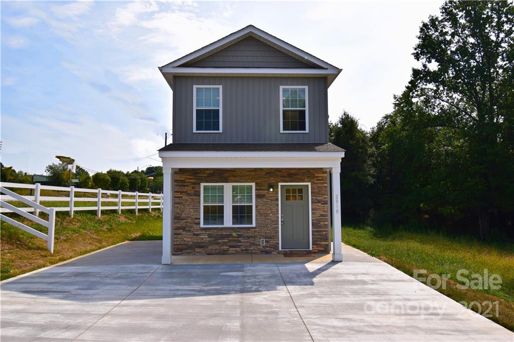 2614 14th Street NE Hickory NC 28601