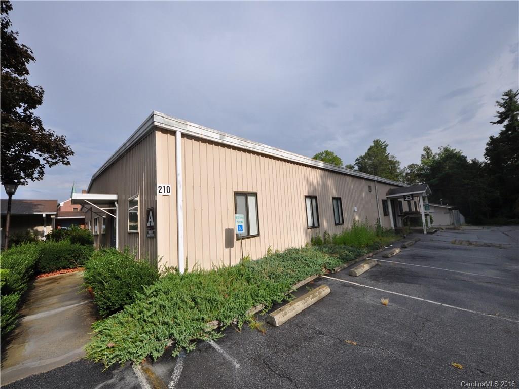 210 Ehringhaus Street Hendersonville NC 28739