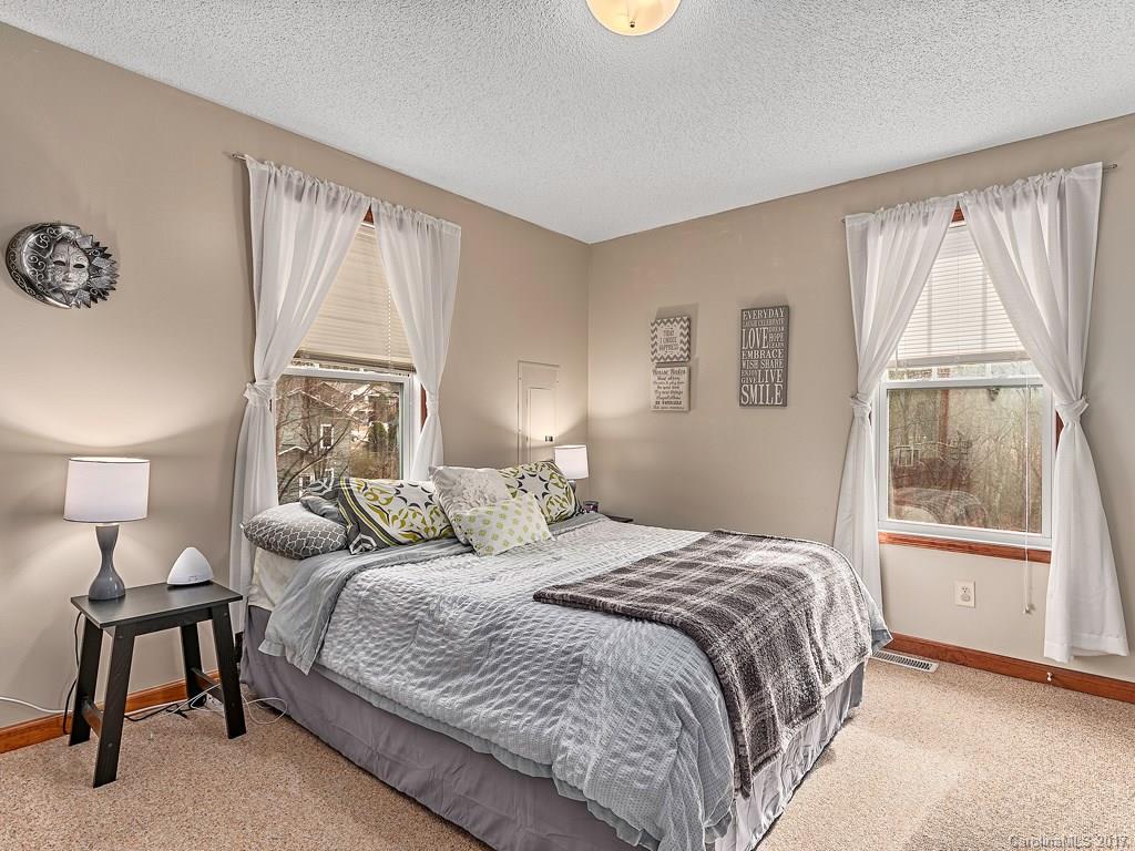 118 Savannah Woods Court Asheville NC 28806