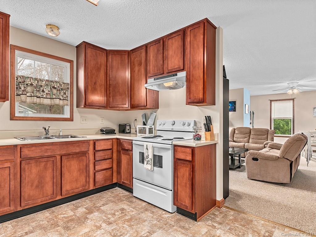 118 Savannah Woods Court Asheville NC 28806
