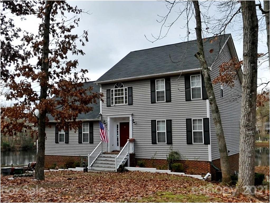 5914 Ryder Avenue Charlotte NC 28226