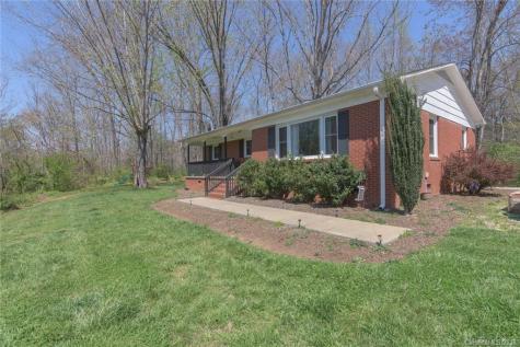 739 Lackey Town Road Old Fort NC 28762