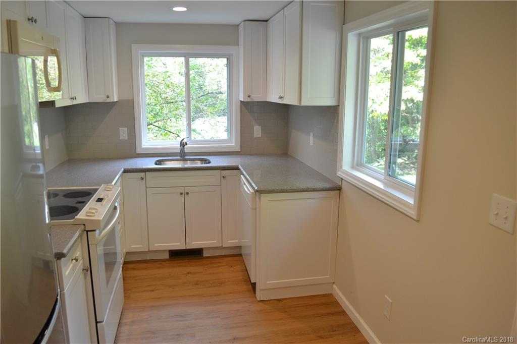 6 Arbutus Road Asheville NC 28805