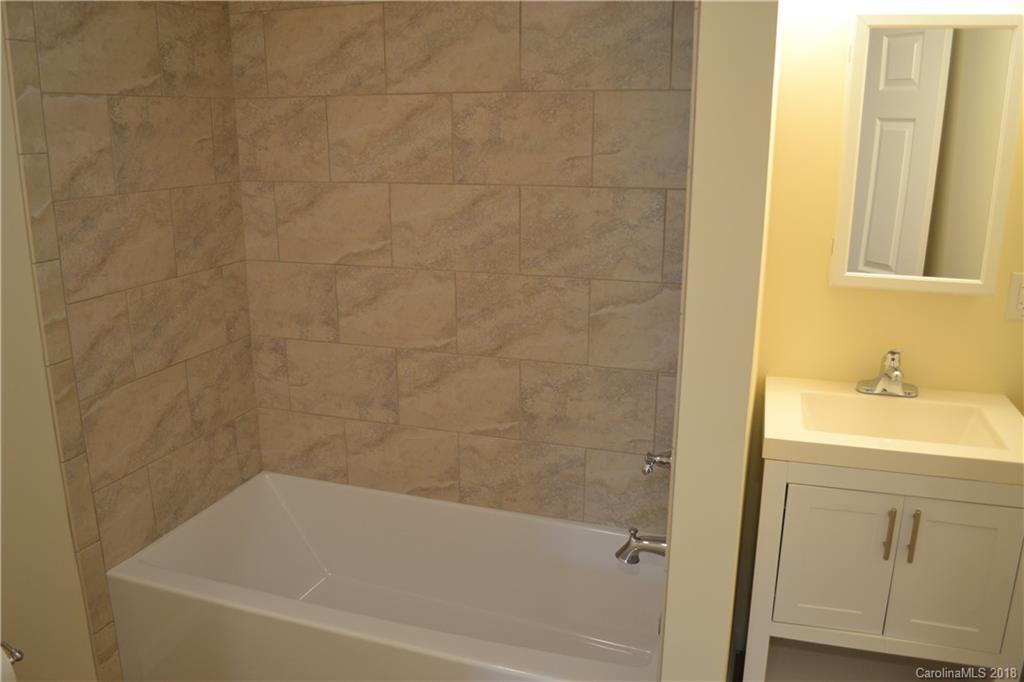 6 Arbutus Road Asheville NC 28805