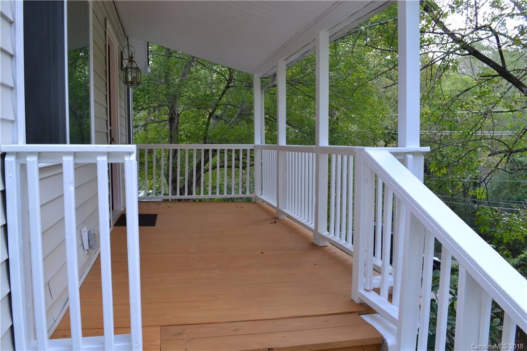 6 Arbutus Road Asheville NC 28805