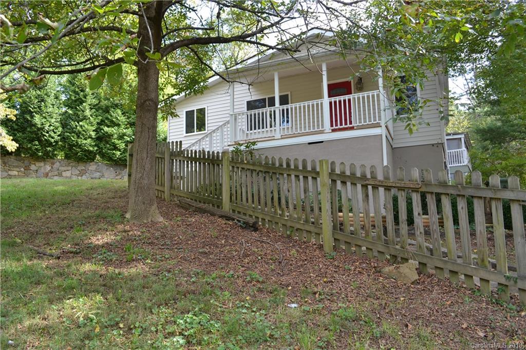 6 Arbutus Road Asheville NC 28805