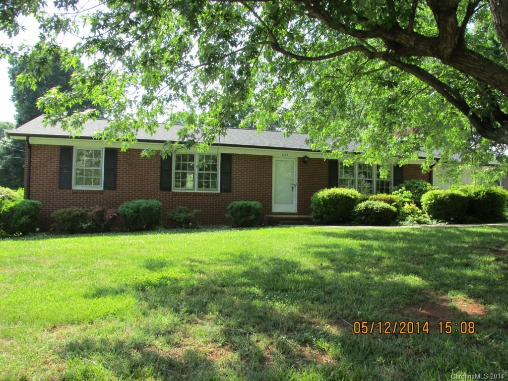 1125 Fulton Drive Statesville NC 28677