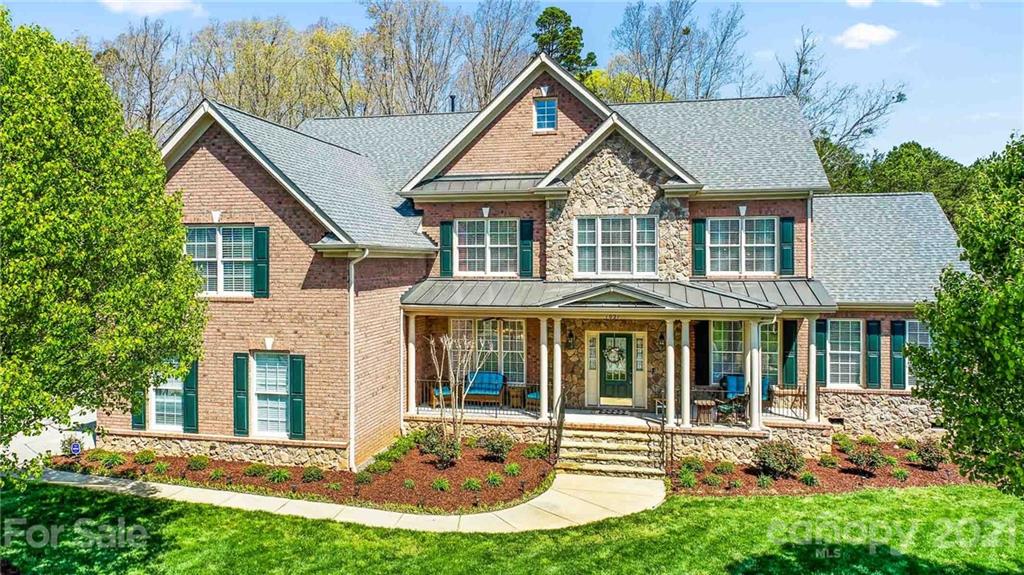 1021 Lake Forest Drive Matthews NC 28104