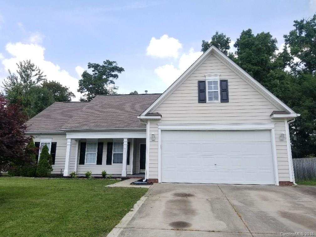 6301 Goldenblush Circle Charlotte NC 28269