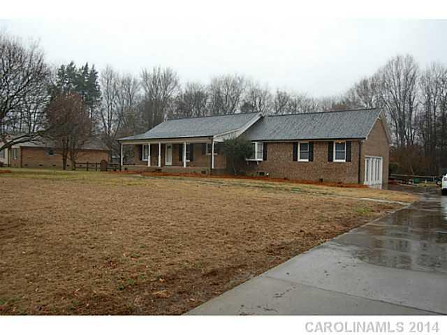 2422 Nancy Lane Harrisburg NC 28075