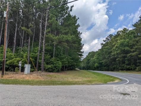 129 Plantation Way Mount Gilead NC 27306