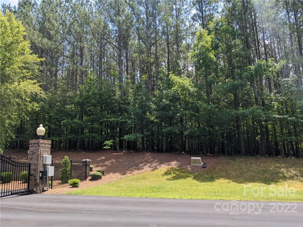129 Plantation Way Mount Gilead NC 27306