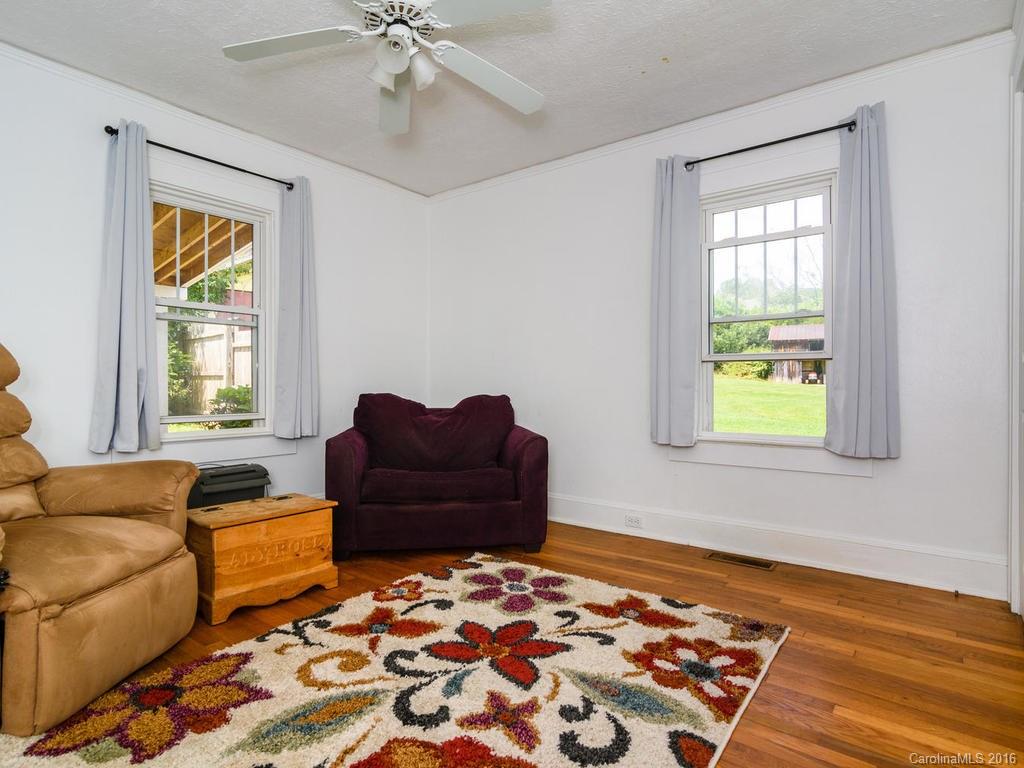 11 Killian Road Asheville NC 28804