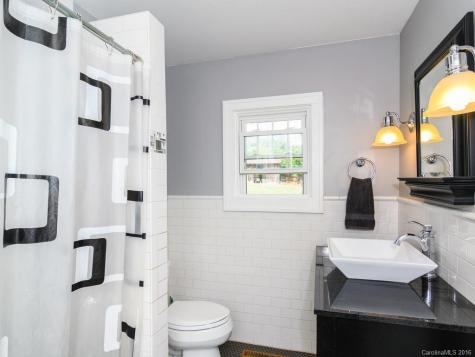 11 Killian Road Asheville NC 28804