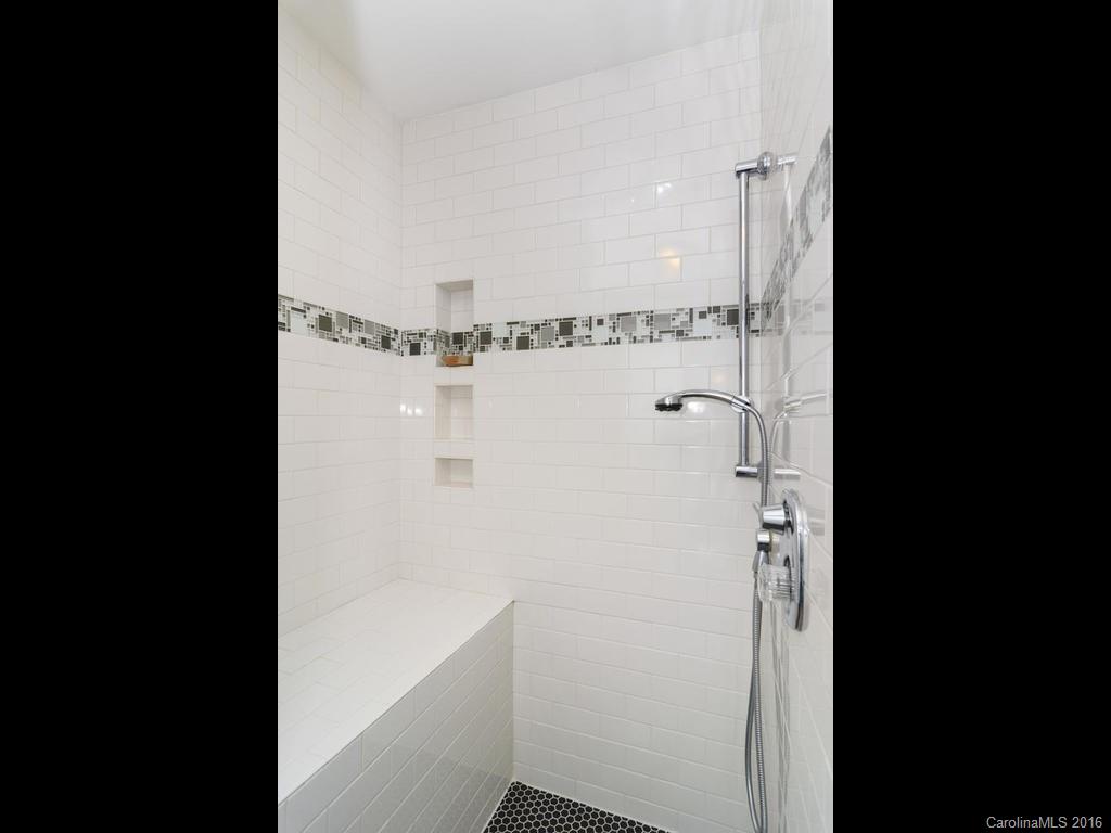 11 Killian Road Asheville NC 28804