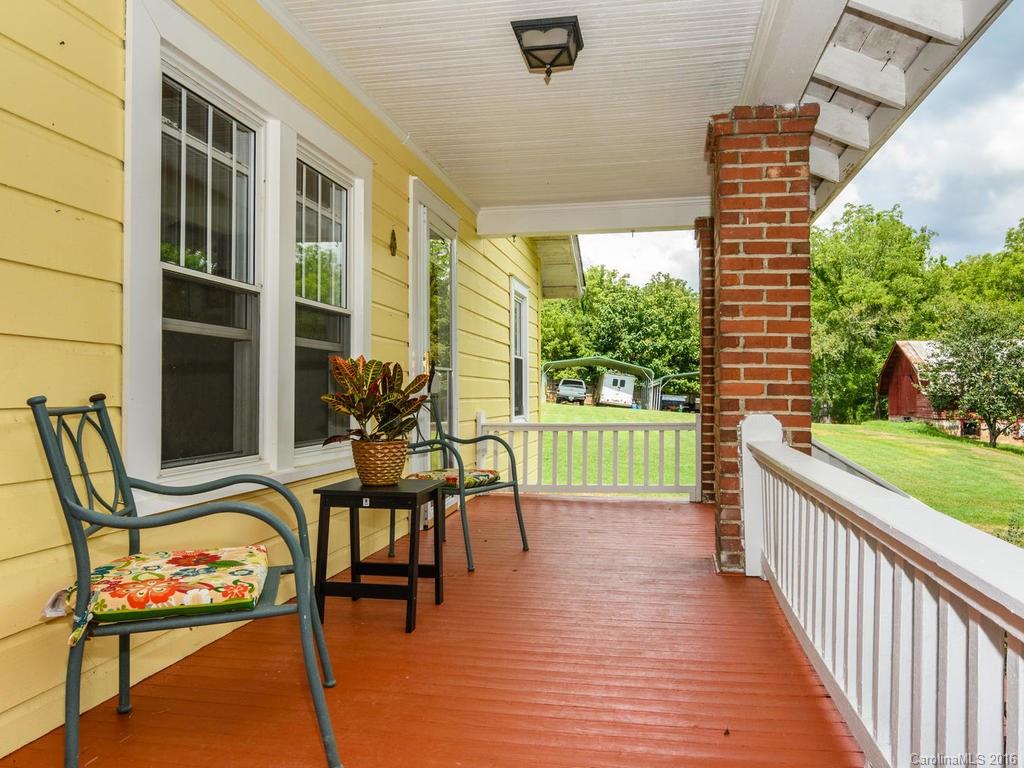 11 Killian Road Asheville NC 28804