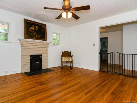 11 Killian Road Asheville NC 28804