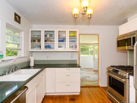 11 Killian Road Asheville NC 28804