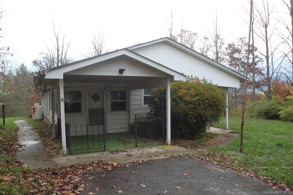 5 Mountain Mission Road Clyde NC 28721