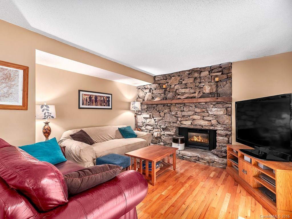 105 Russet Lane Asheville NC 28803