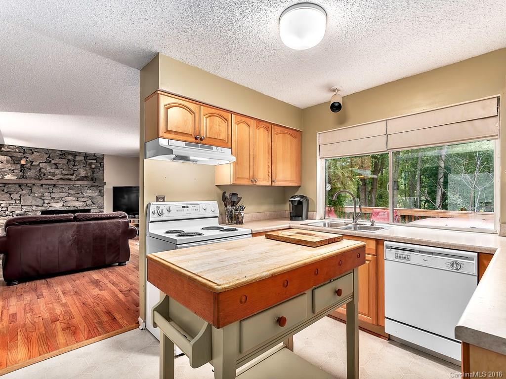 105 Russet Lane Asheville NC 28803