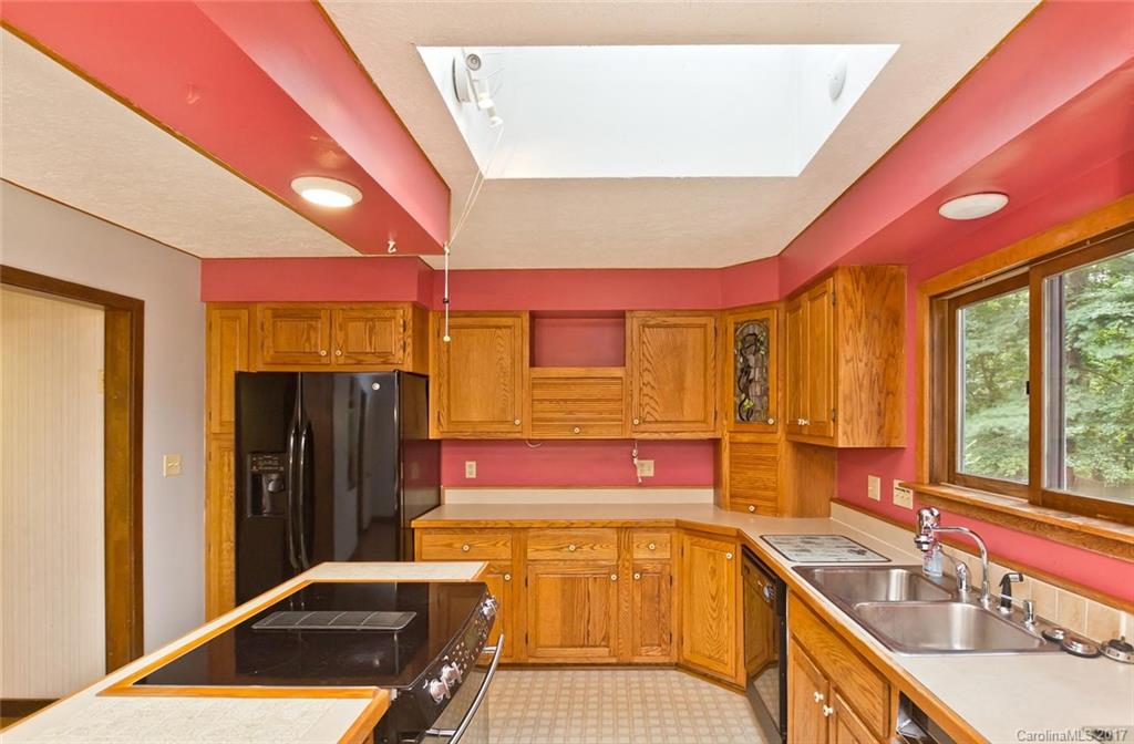 3 Woodland Road W Asheville NC 28806